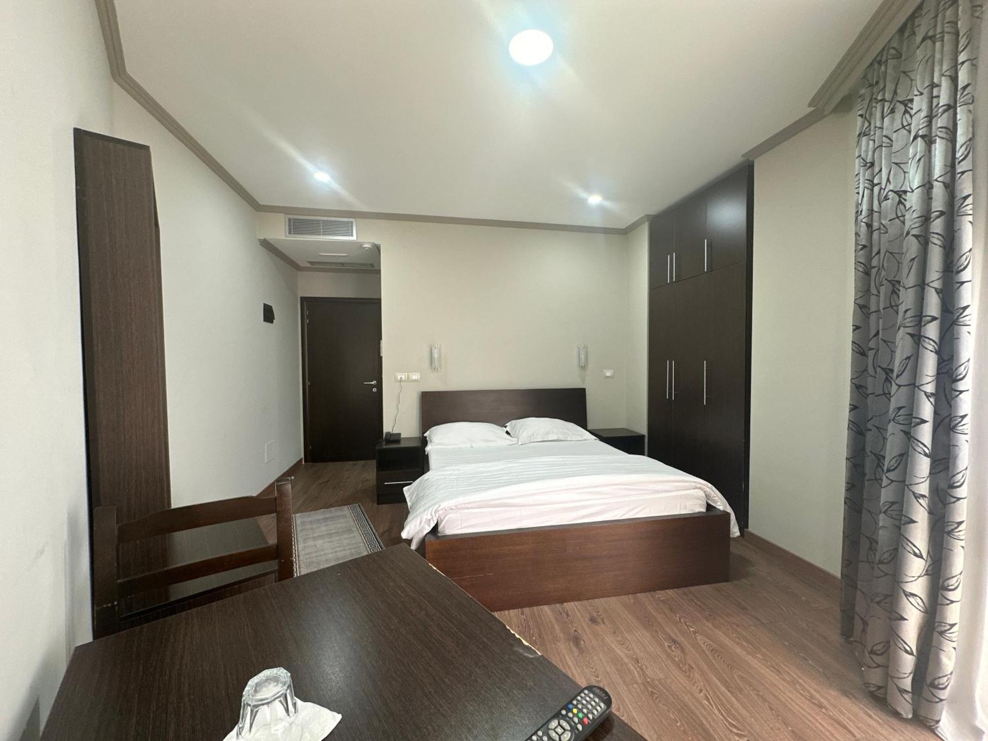 Panorama Rooms Hotel Near The Old Bazaar Kruje Ngoại thất bức ảnh